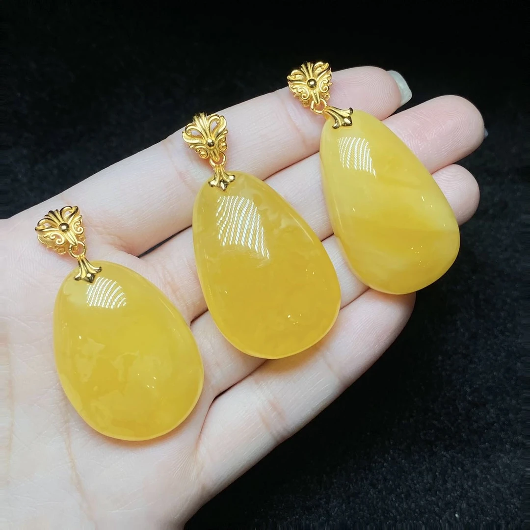 【小宝珠宝】18 T71495-S925银镶嵌蜜蜡吊坠-多样性发一件-随型