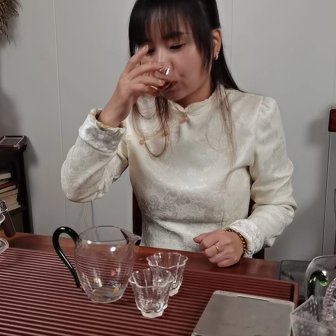 高硼硅玻璃手柄款禅莲逸心公杯配两支小杯