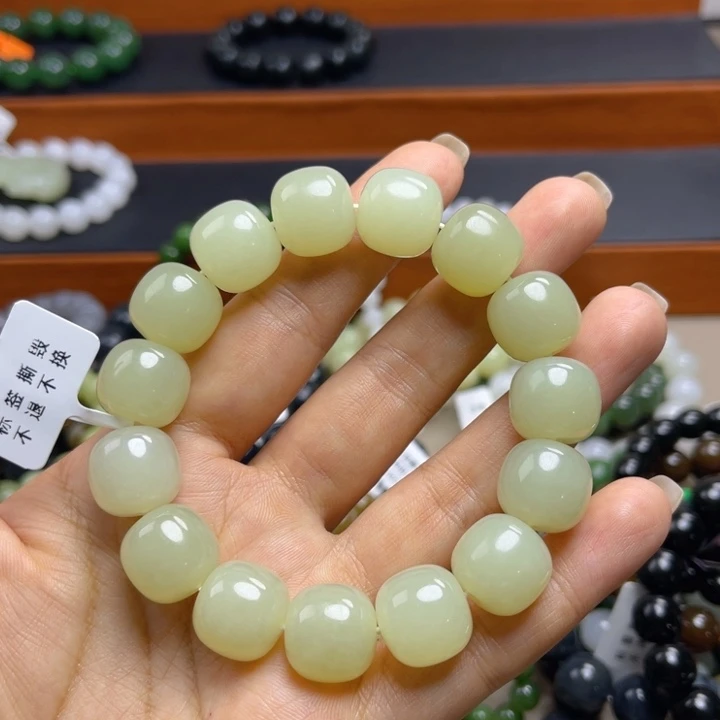 未镶嵌手链和田玉