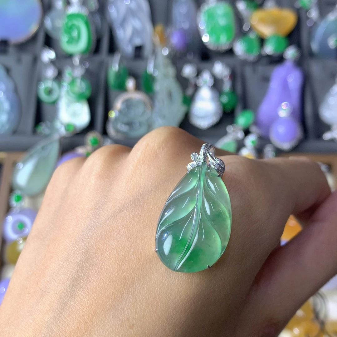 翡翠18K金镶嵌吊坠(不含链)