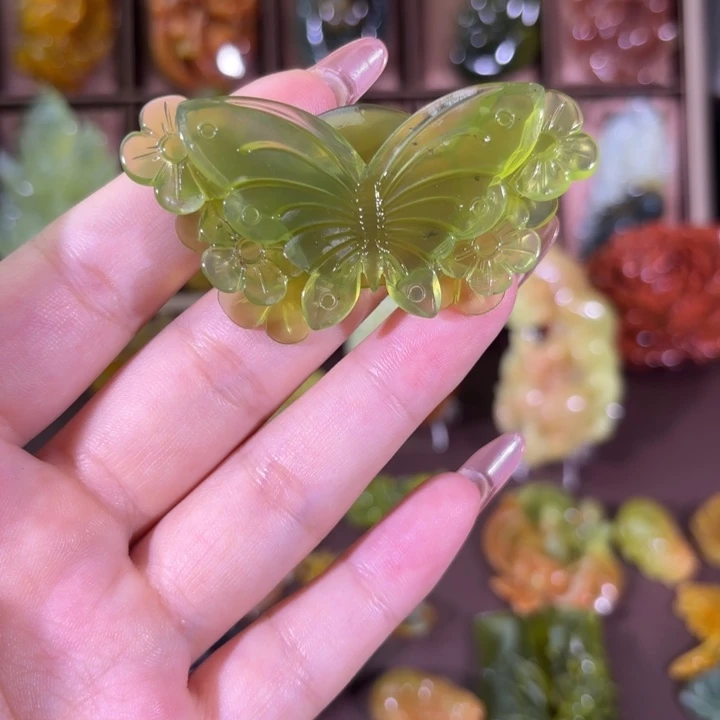未镶嵌蛇纹石玉颈饰