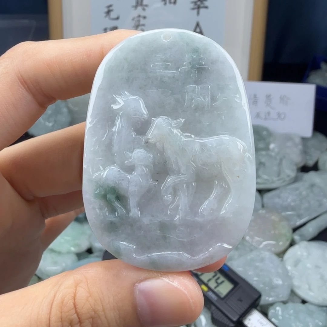 颈饰未镶嵌翡翠翡翠