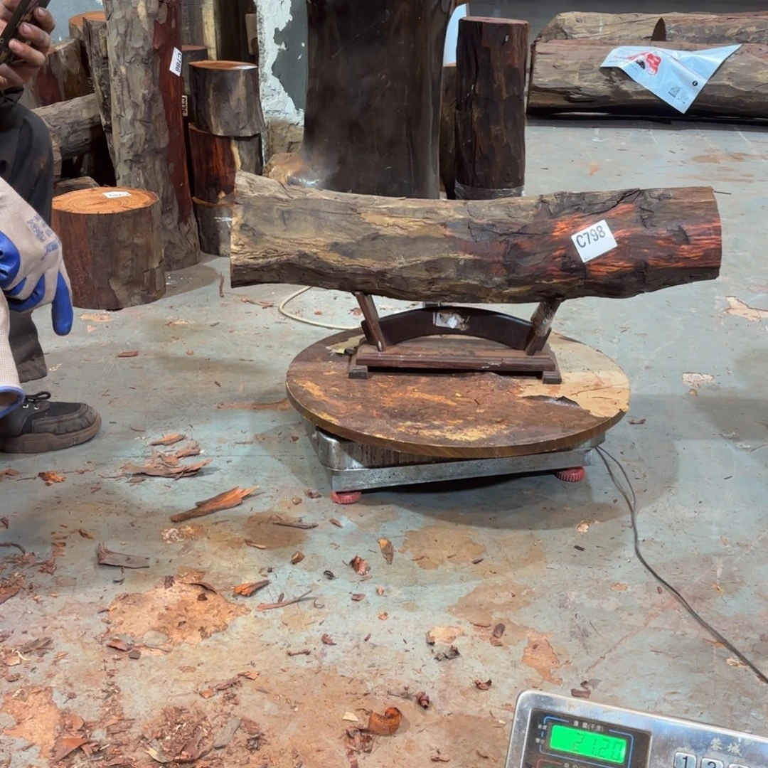 乐***爸一物一拍血檀编码798