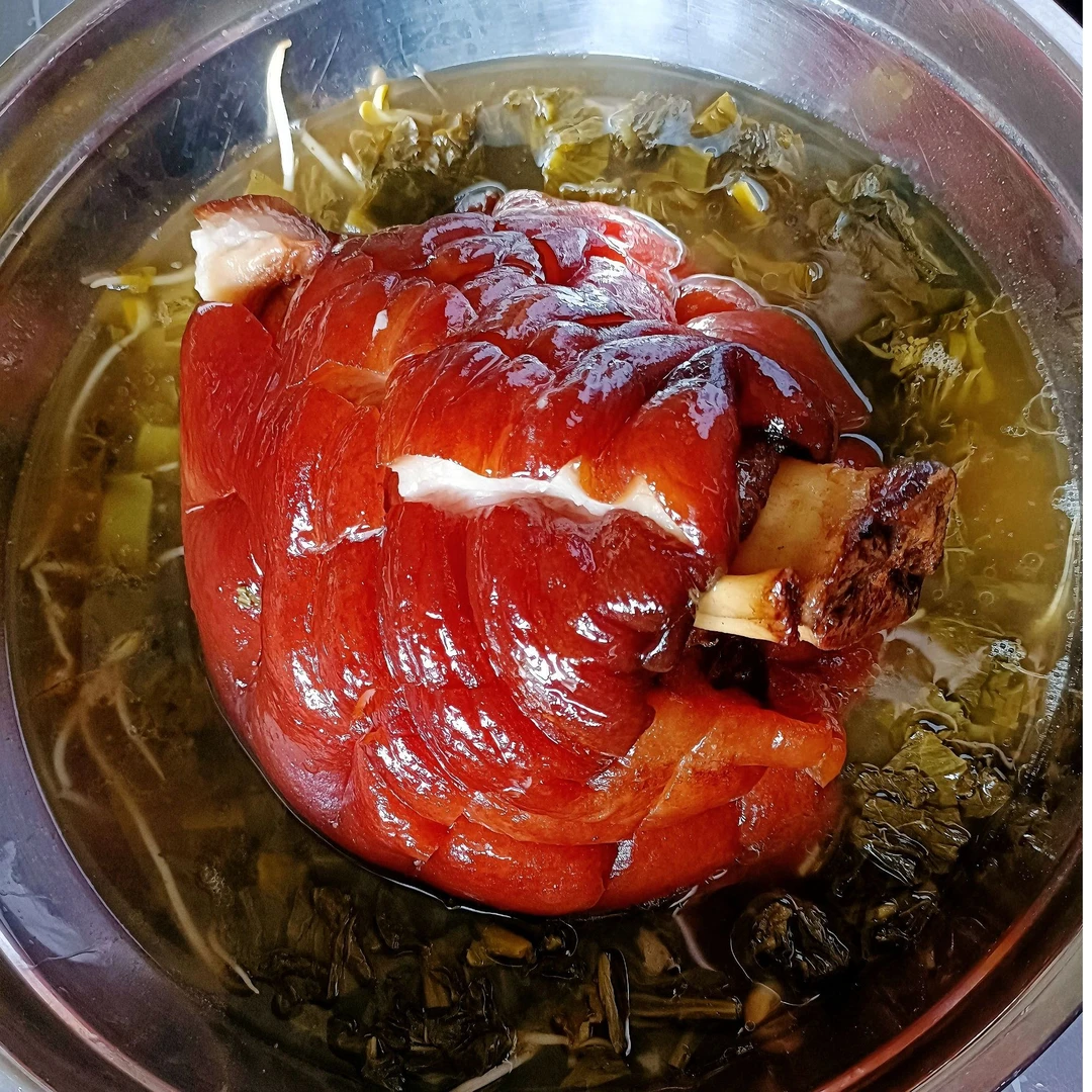 正宗修文扎佐酸菜蹄膀--新隆快活林（40年老品牌）