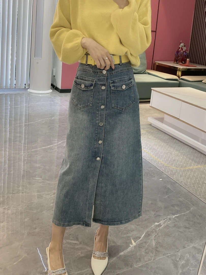【金皇橦颜】双口袋排扣高腰牛仔长款半身裙(YD63k)2506