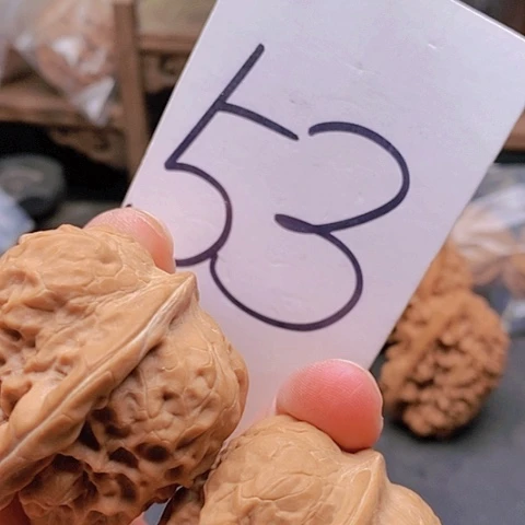 吊坠桃核44全品达摩50克