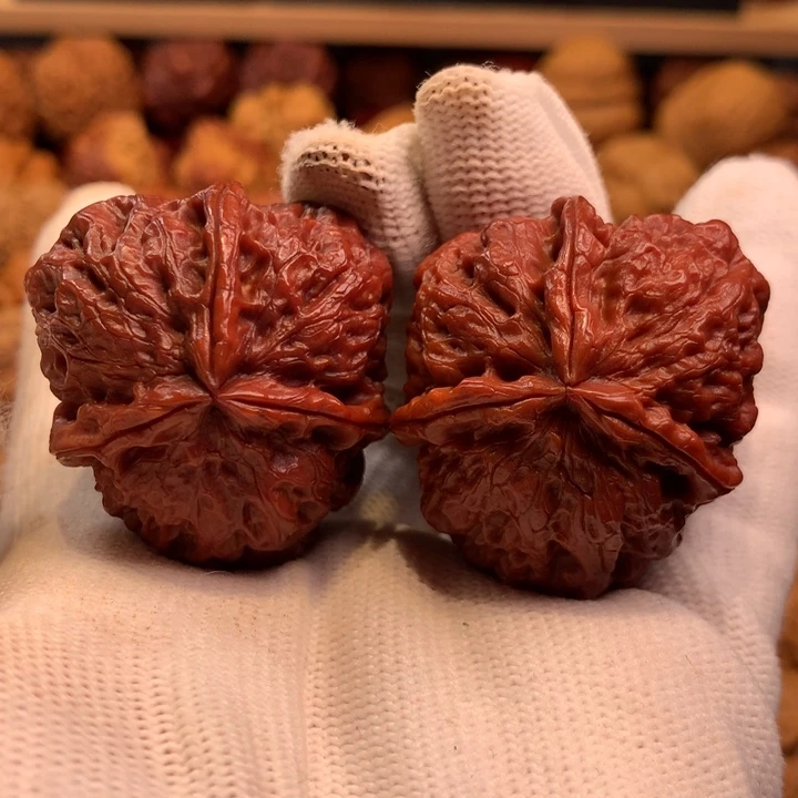 文玩核桃吊坠62…………