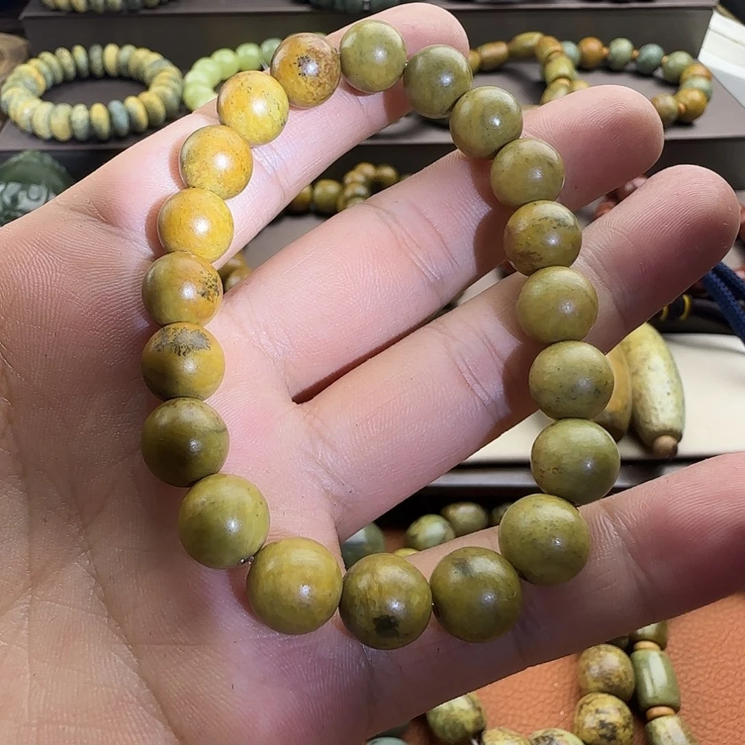 y***y岫岩河磨玉（透闪石质玉）未镶嵌珠宝奇石