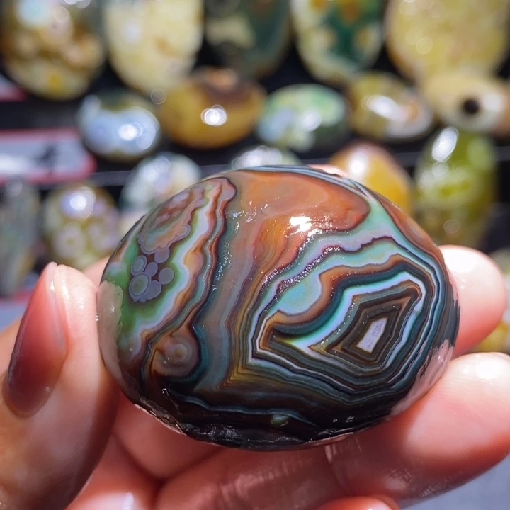 未镶嵌玛瑙/玉髓珠宝奇石