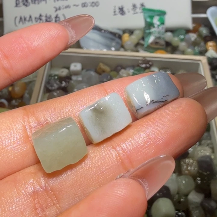 和田玉未镶嵌珠宝半成品