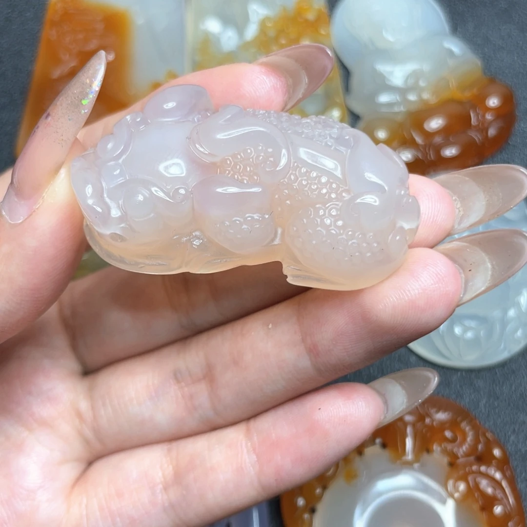 未镶嵌颈饰玛瑙/玉髓