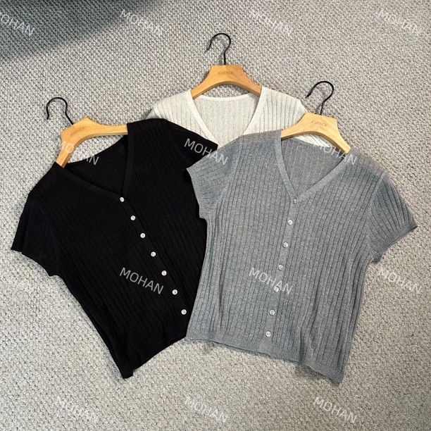 【墨涵精选】V龄韩版百搭时尚显瘦休闲开衫63839