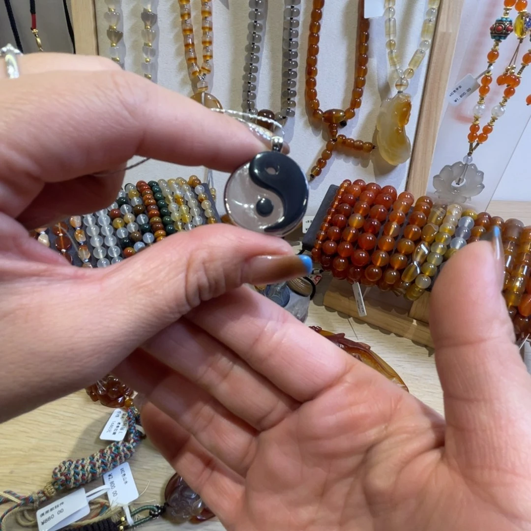 未镶嵌颈饰玛瑙/玉髓