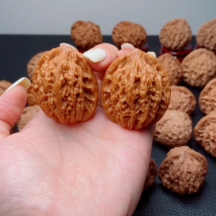 世***刘把件文玩核桃麦虎39