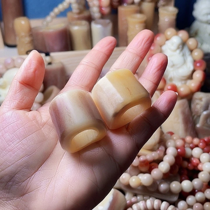 驼骨手串/手链。驼骨手把