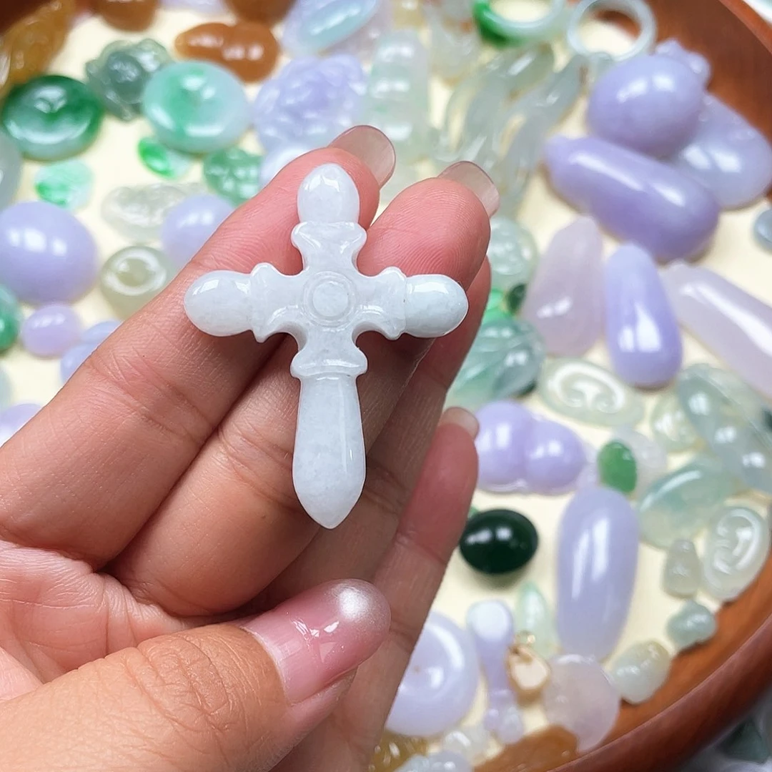 颈饰未镶嵌翡翠6666655566