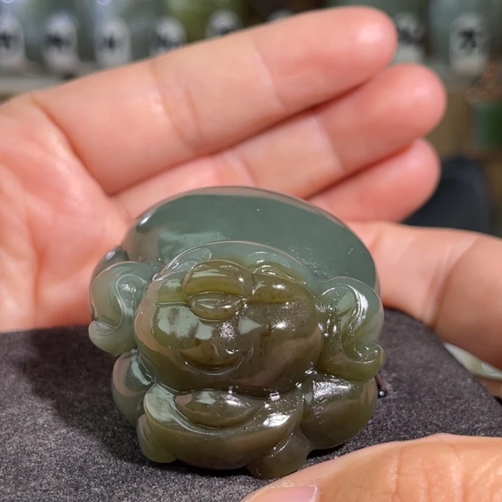 北***氏和田玉未镶嵌把件