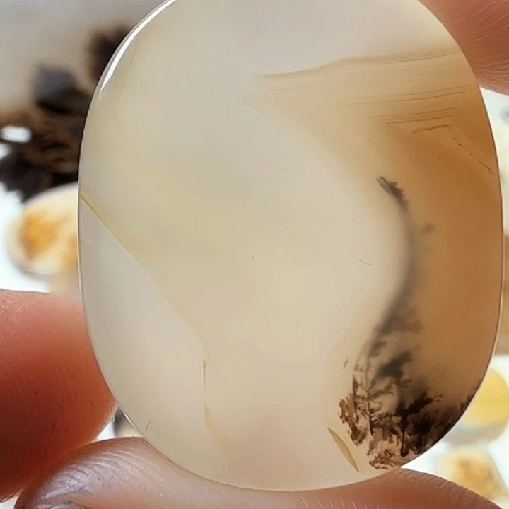 玛瑙/玉髓未镶嵌珠宝半成品