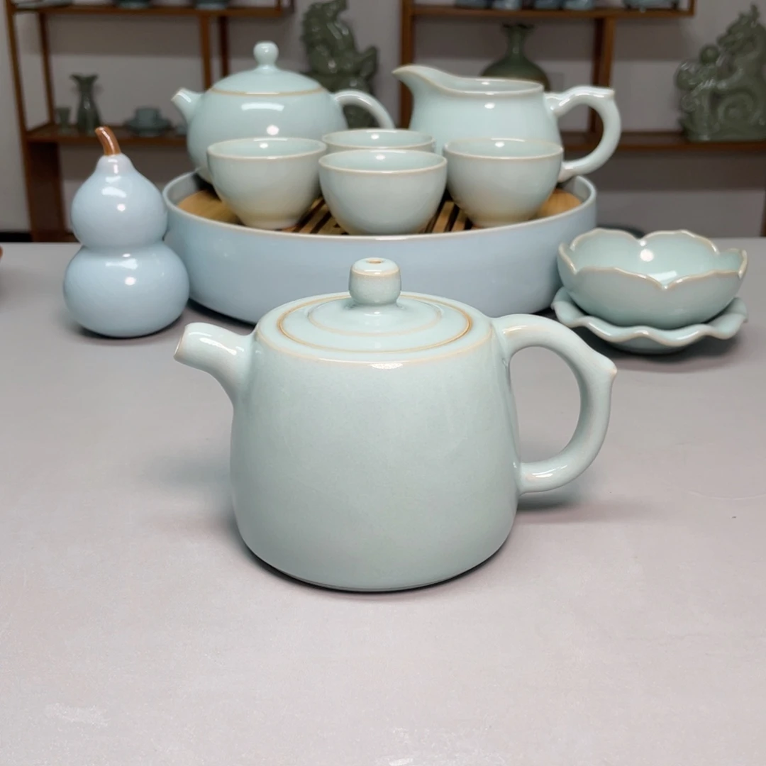 瓷赵琳老师手工井栏壶