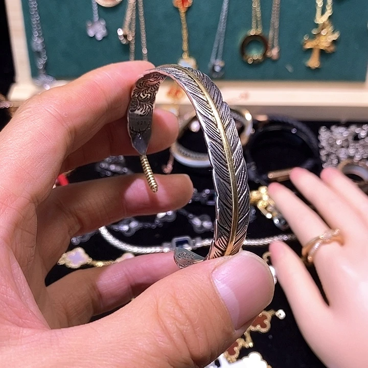 瓷片The tggjjkjjhhhgghggg