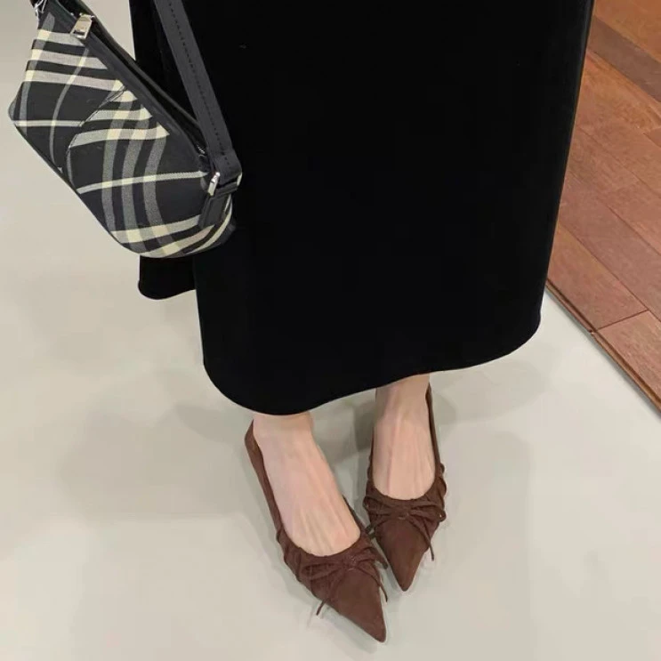 2025秋季新款法式气质蝴蝶结褶皱高跟鞋女时尚百搭显瘦小猫跟单鞋