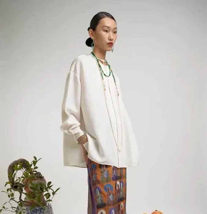 【刘家】麻质肌理廓形衬衫领口手工盘扣衬衫外套