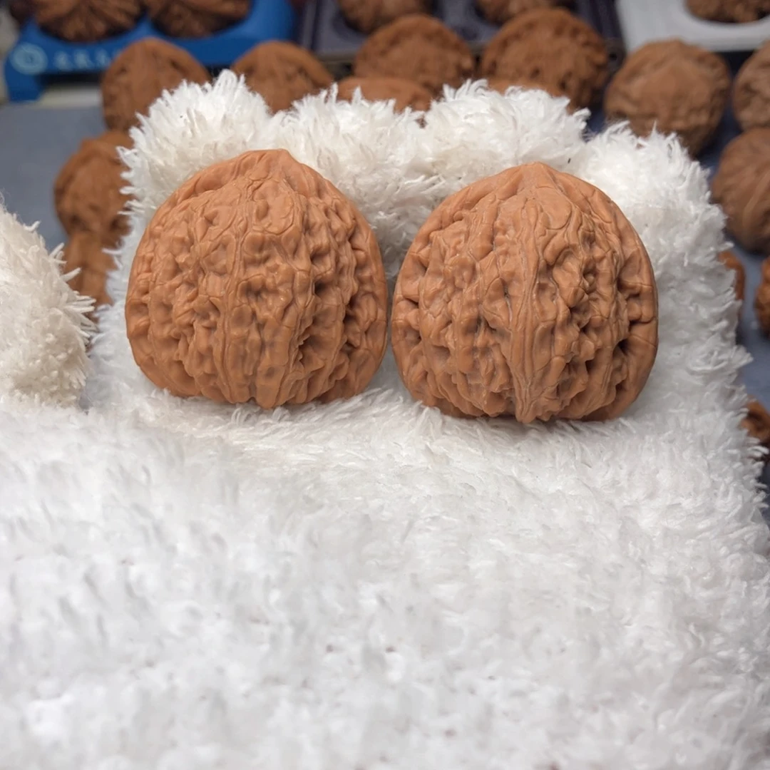 文玩核桃把件全品虎头王39