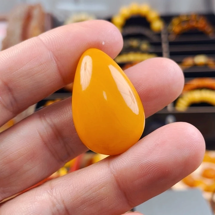 琥珀颈饰未镶嵌吊坠