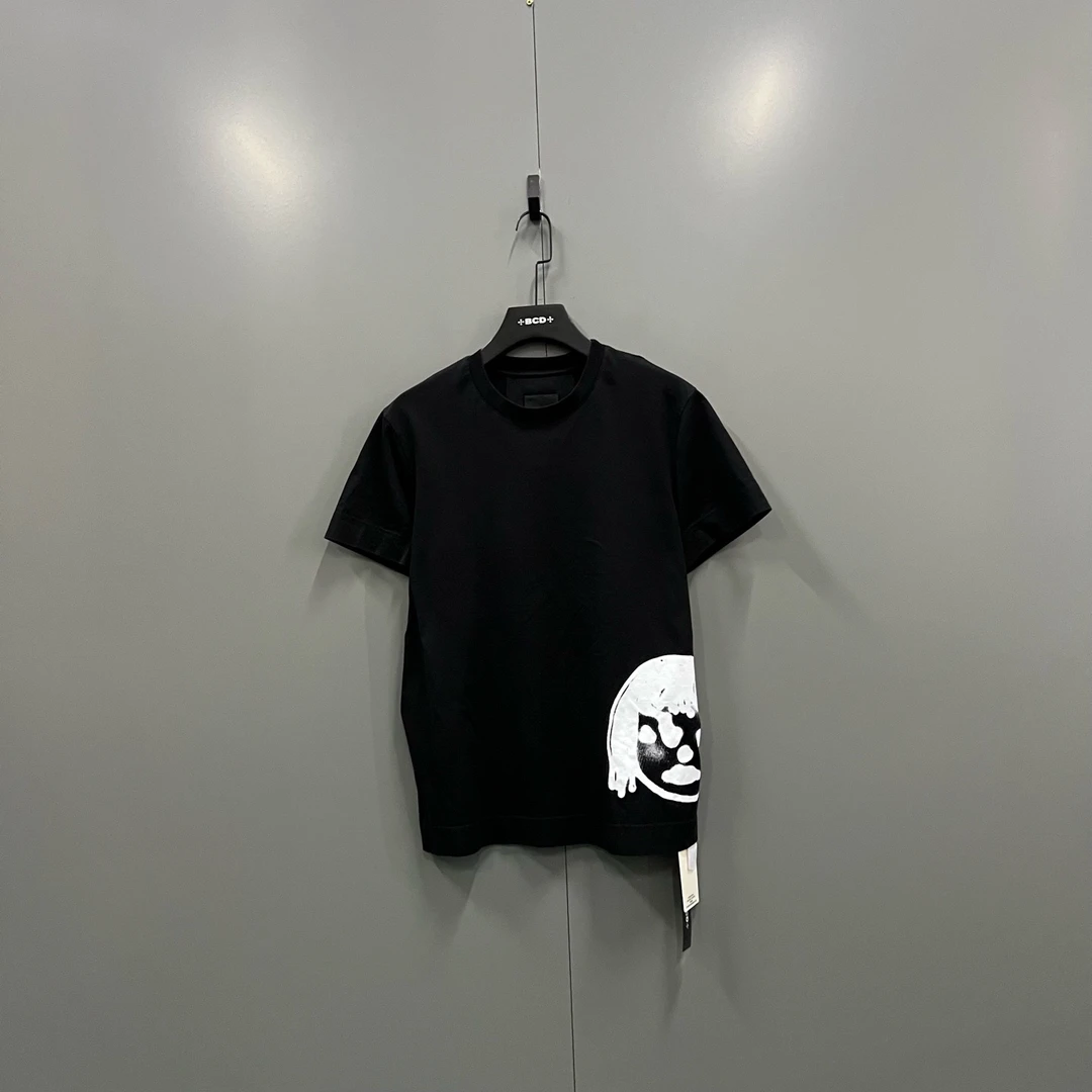 95新 Givenchy/纪梵希 yyy 黑色爱心涂鸦短袖 XXS码/017099