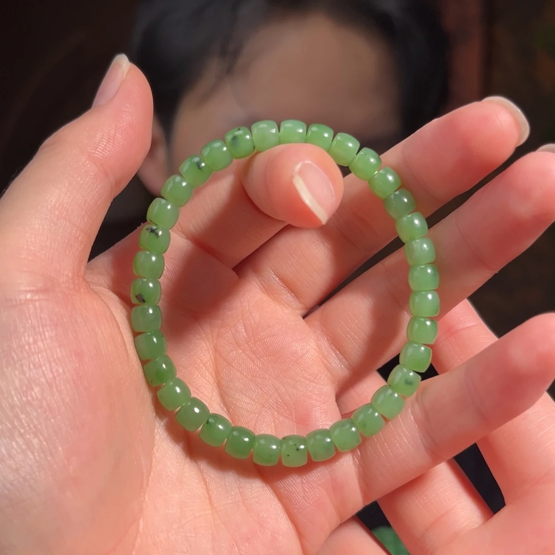 和田玉未镶嵌手串乌兰海苹果绿带矿点直切6mm145