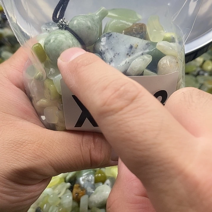 未镶嵌蛇纹石玉鱼缸石