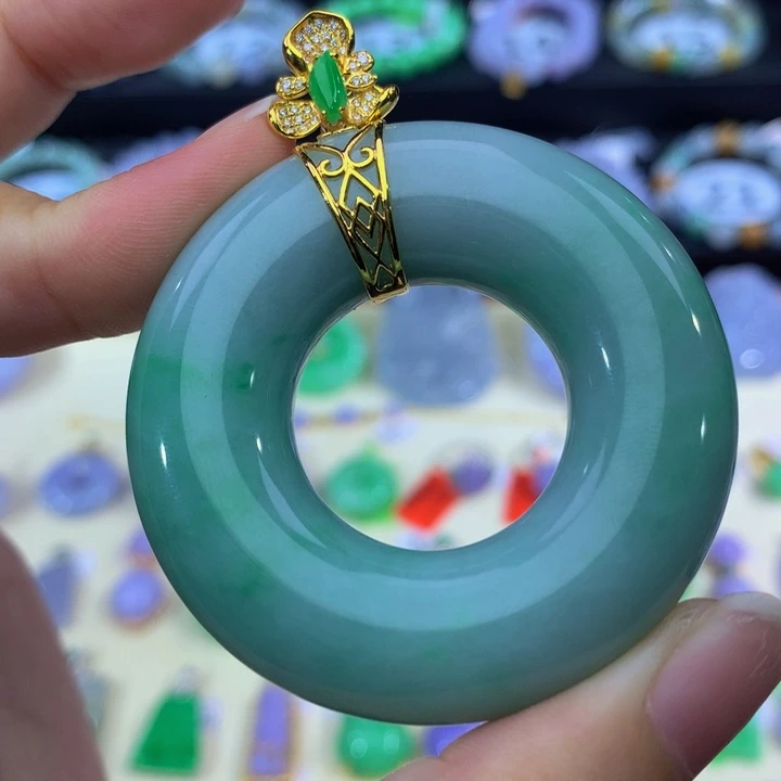 翡翠18K金镶嵌手链翡翠