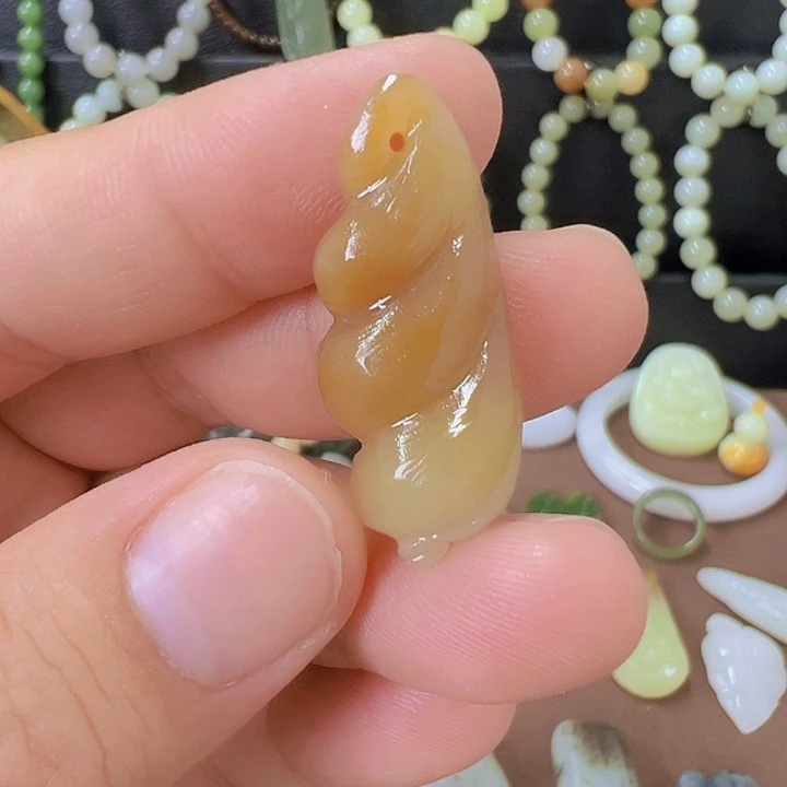 和田玉（糖玉）未镶嵌吊坠(不含链)