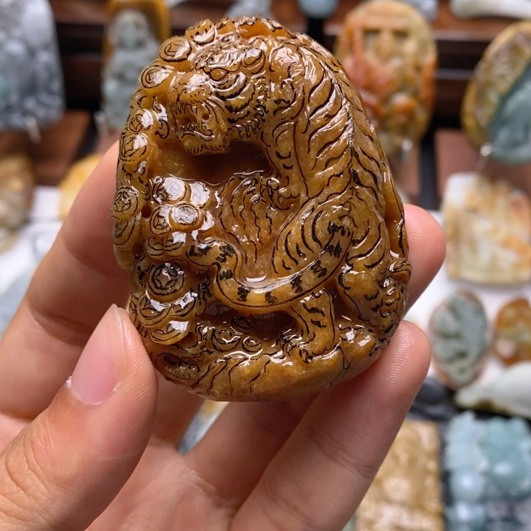 葫***生定制翡翠未镶嵌翡翠