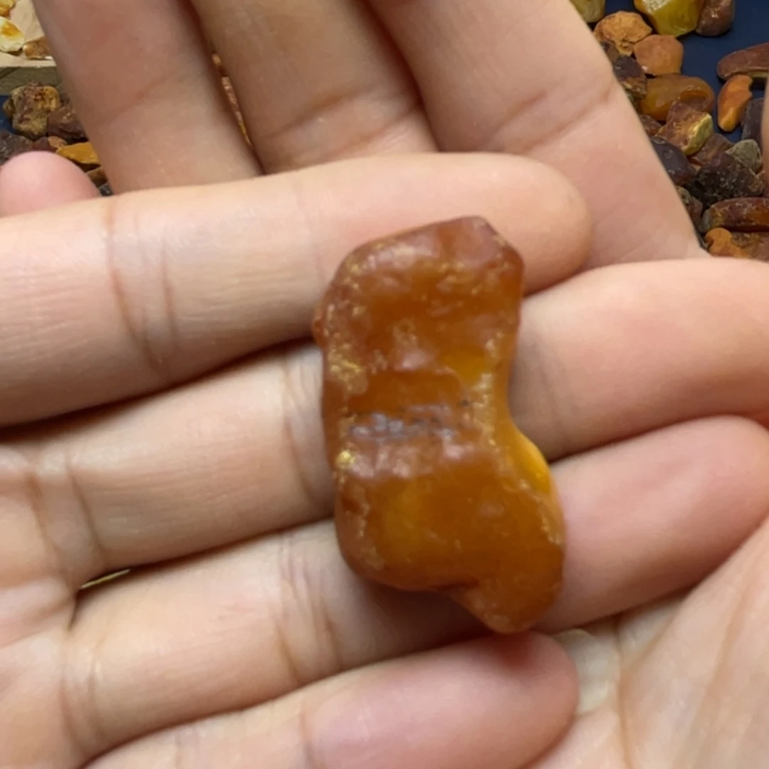 未镶嵌琥珀珠宝奇石蜜蜡订制原石直发