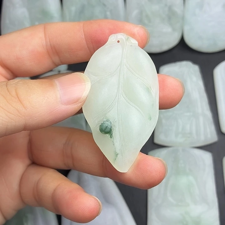 定制翡翠未镶嵌叶子