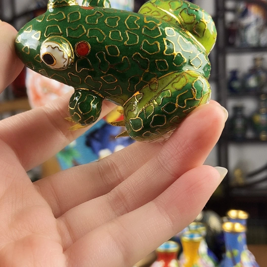 ****哥铜景泰蓝青蛙一个