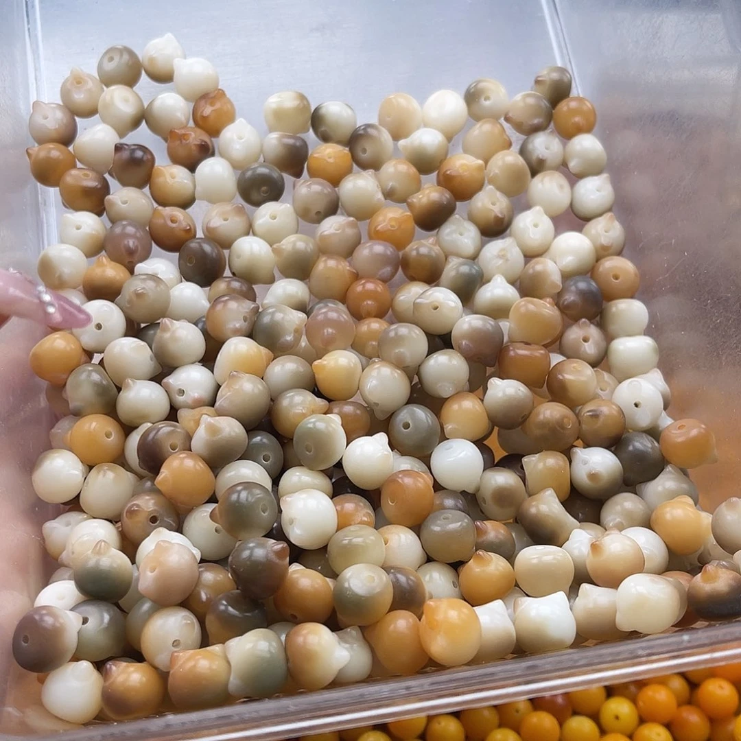 白玉菩提吊坠q12mm/20+2颗三花猫头