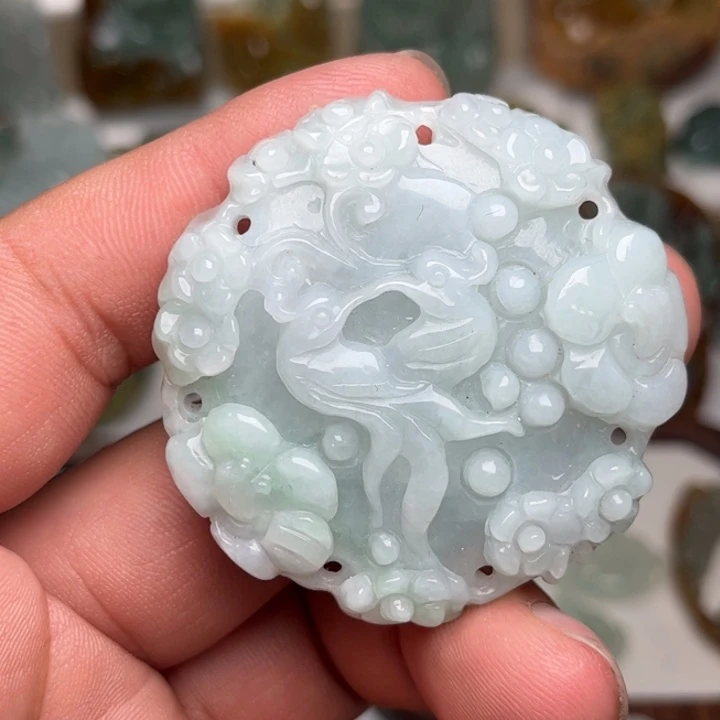 颈饰未镶嵌翡翠双喜临门