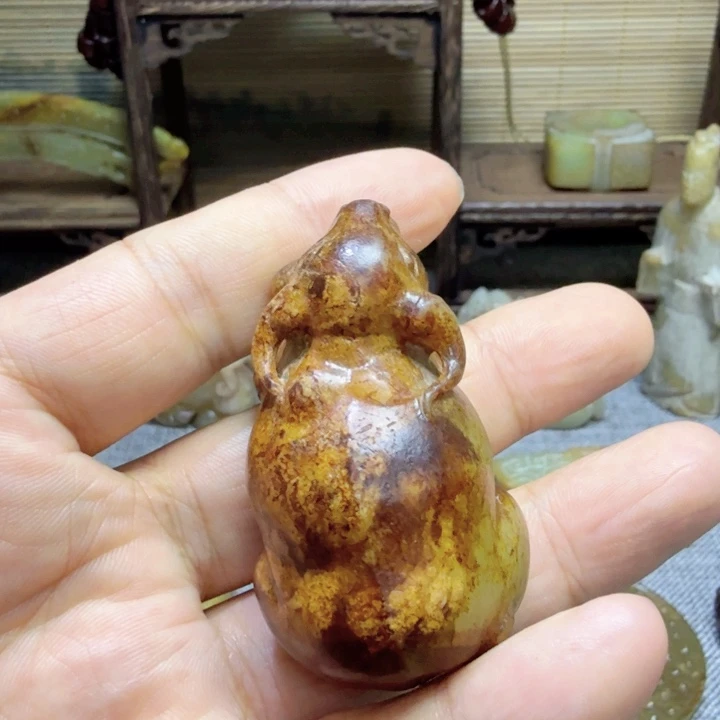 未镶嵌和田玉（糖玉）挂件