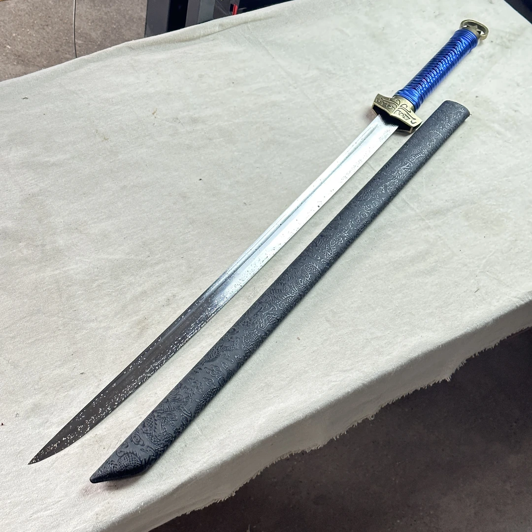 144 龙泉昊天宝剑秀春刀未开刃