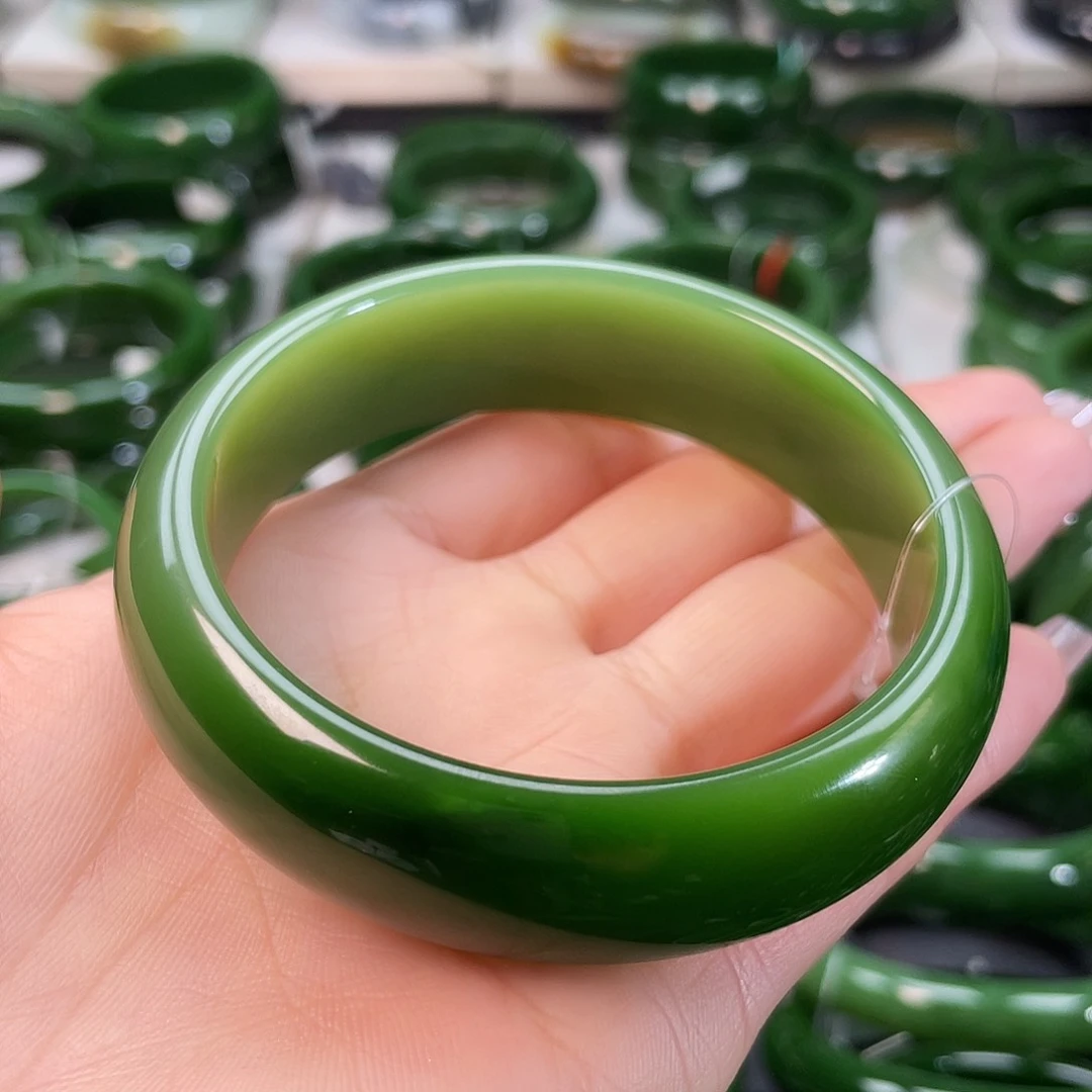 和田玉（碧玉）手镯未镶嵌