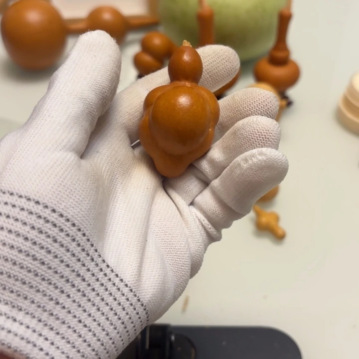 ****云天然手捻老皮葫芦