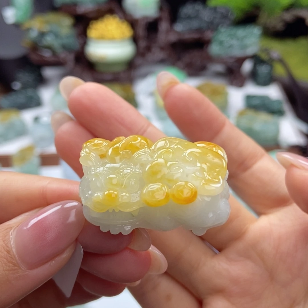 翡翠未镶嵌颈饰A15 黄金甲含珠霸王貔貅