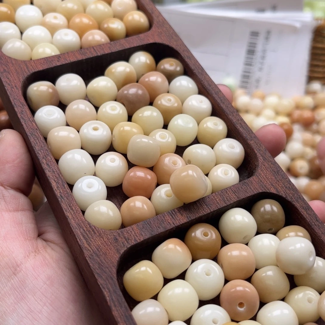 【闪购商品】白玉菩提吊坠z/10-12 300混珠干磨微瑕