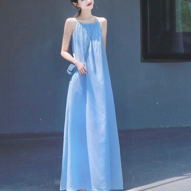 夏季超美高级感法式减龄气质女神范显瘦温柔风蓝色性感吊带连衣裙