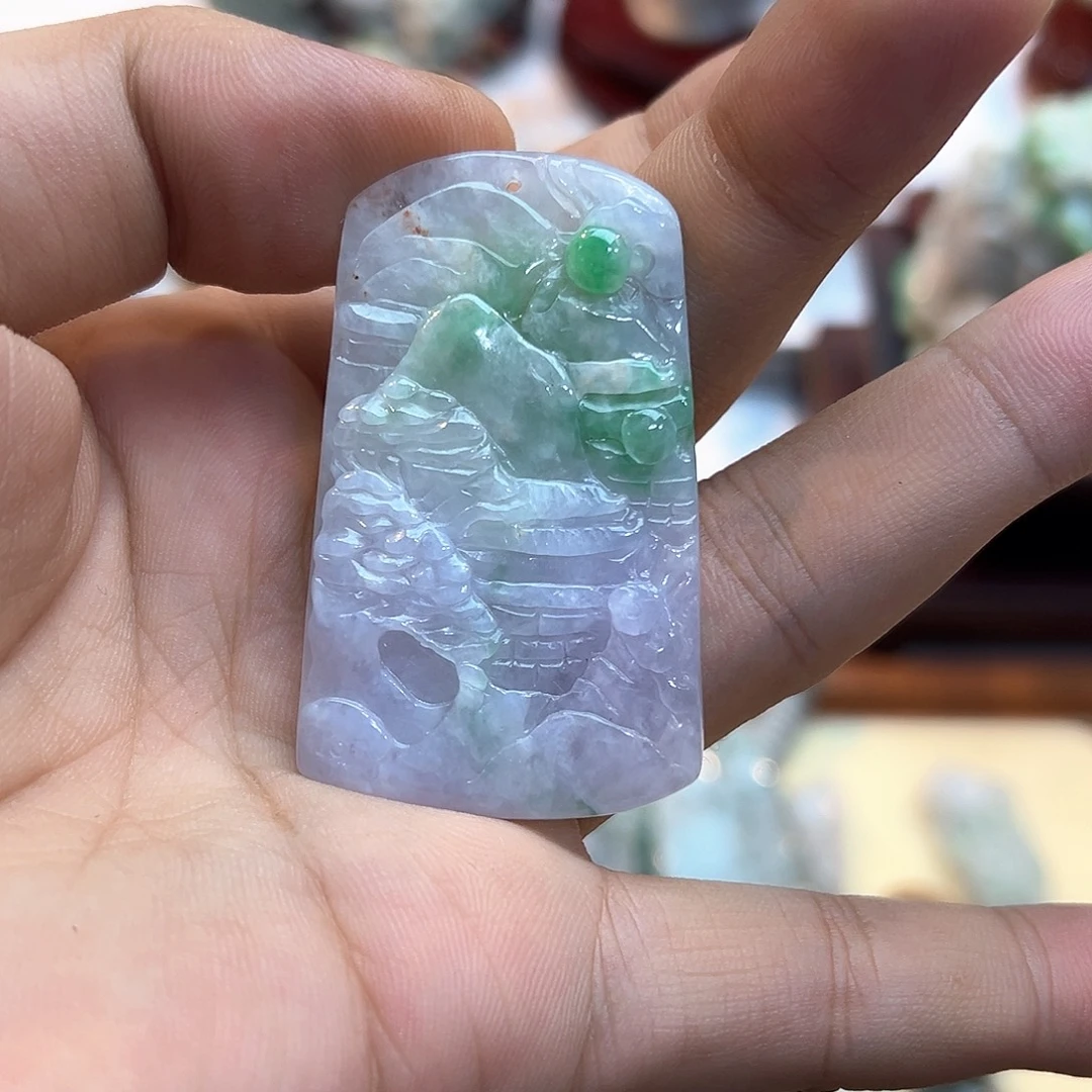 翡翠未镶嵌颈饰挂件