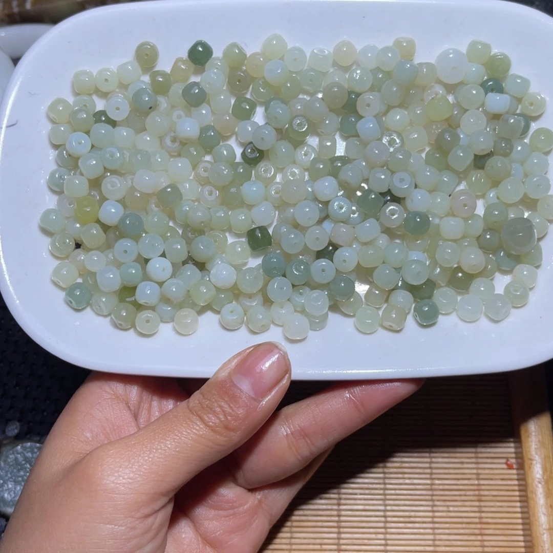 未镶嵌和田玉车挂