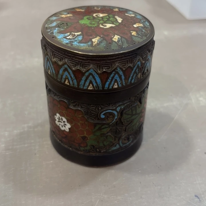 紫砂茶杯弯****会非常美丽漂亮的物品