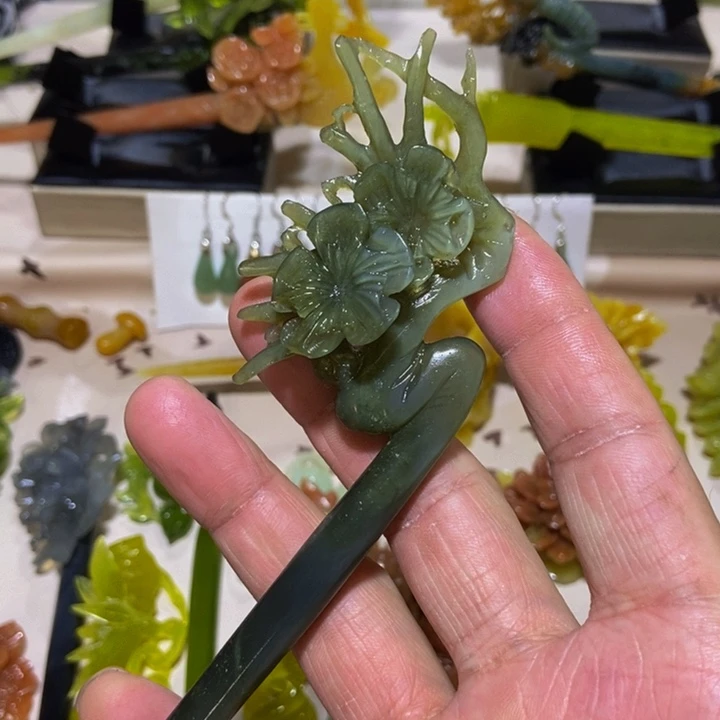 蛇纹石玉发簪未镶嵌